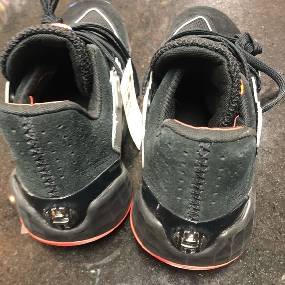 HARDEN VOL. 4 GCA \'BARBERSHOP\' sz 10

F97187 main image 8